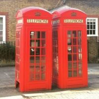 Best Things to Do in London in Autumn - the london telephone booth