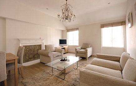 17 Hertford Street Serviced Apartments Mayfair London | Urban Stay 17-Hertford-Street-Serviced-Apartments-Mayfair-London---spacious-living-room-|-Urban-Stay