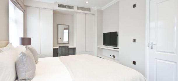 Ashburn Court South Kensington Serviced Apartments | Urban Stay Ashburn-Court-South-Kensington-Serviced-Apartments-London---Spacious-Bedroom-|-Urban-Stay