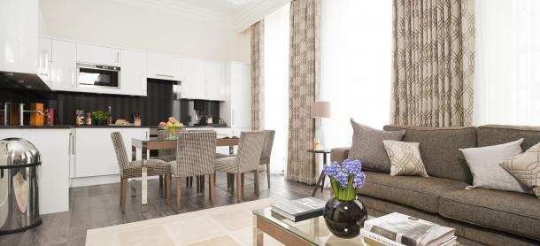 Ashburn Court South Kensington Serviced Apartments | Urban Stay Ashburn-Court-South-Kensington-Serviced-Apartments-London---Open-Plan-Kitchen-|-Urban-Stay