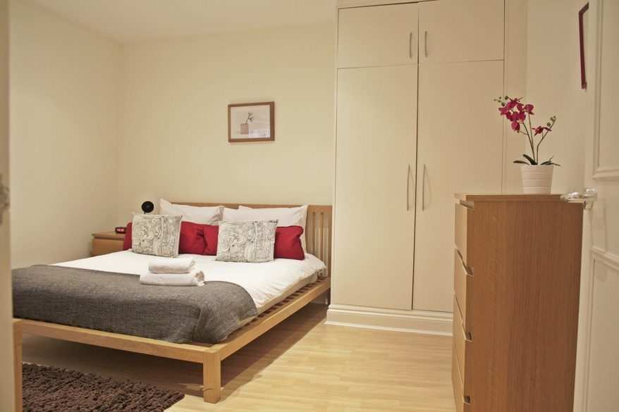 Corporate Accommodation Liverpool Street London – Abbotts Chambers Urban Stay Cheap-Corporate-Accommodation-Liverpool-Street---Abbotts-Chambers-Bishopsgate---Book-Urban-Stay-serviced-apartments-London-City