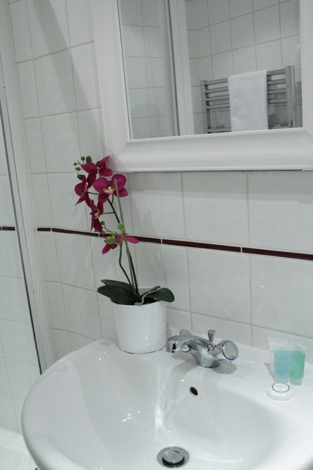 Corporate-accommodation-Liverpool-Street-London---Apartments-sink
