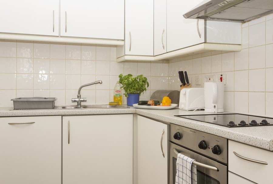 Corporate accommodation Liverpool Street London – Abbotts Chambers Apartments Corporate-accommodation-Liverpool-Street-London---Self-catering-kitchen