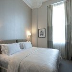 Luxury Accommodation South Kensington - 130 Queens Gate Apartments Bedroom