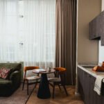 These stylish Serviced Apartments Glasgow in the city centre offer aircon, free wifi & on-site restaurant. Book your stay today!