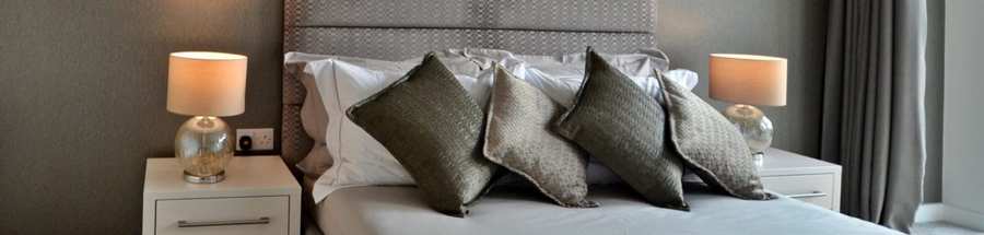 Holiday Accommodation London – Lamb’s Passage Apartments |UrbanStay Holiday Accommodation London available now! Book Short Let Serviced Apartments in The City of London with 24h Reception, Lift, Parking, Netflix & Sky TV!