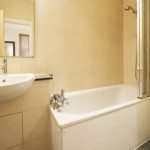 Luxury Serviced Accommodation Tower Hill | Stunning Short Let Apartments | Free Wifi | Flat Screen TV | |0208 6913920| Urban Stay