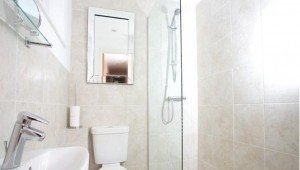 Suffolk Road Apartments, Cheltenham serviced apartments, London