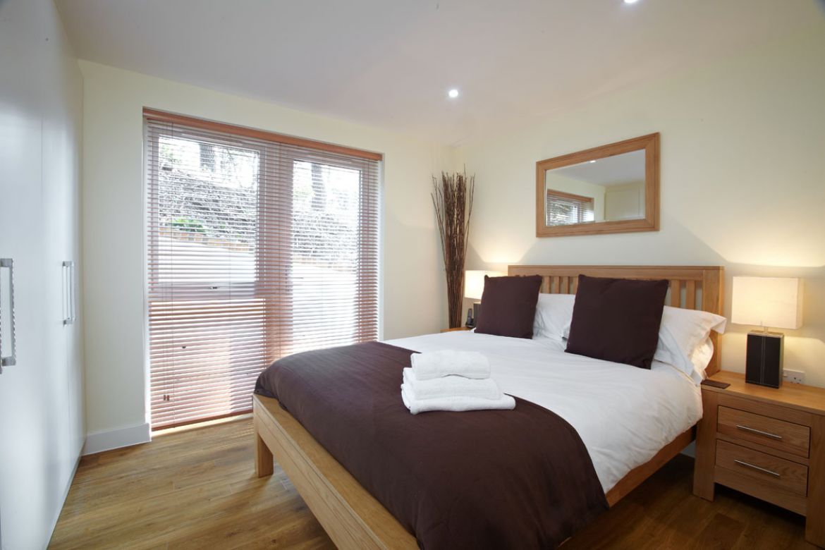 Heavytree-Court-Serviced-Apartments-Poole,-UK|-Urban-Stay