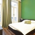 Looking for The Best Serviced Accommodation in Kensington? Book luxury short let apartments in West Central London now! Balcony, Lift Access, Parking, Wifi