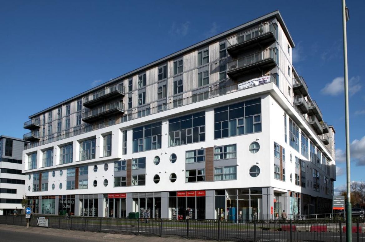 Swindon-Serviced-Apartments,-Swindon-–-Corporate-Accommodation-Available-Now!-Book-Cheap-Corporate-Apartments-with-Complimentary-Parking-|-Urban-Stay
