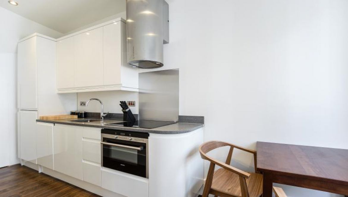 Ludgate-Square-Serviced-Apartment-Blackfriars,-London-|-Urban-Stay