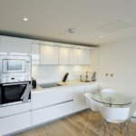 Ilford Serviced Accommodation, East London - Pioneer Point Apartments! Panoramic Views, Free Wi-Fi & Equipped Kitchen! Book NOW for best rates! I Urban Stay