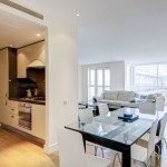 Canary Wharf Accommodation London | Serviced Apartments 1 week, 1 month or longer |Cheap Corporate Housing London | Gym, 24h Reception, Lift, Wifi |BOOK NOW - Urban Stay