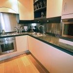 Canary Wharf Accommodation London | Serviced Apartments | Cheap Corporate Housing London | Gym, 24h Reception, Lift, Wifi |BOOK NOW on +44 (0) 208 691 3920