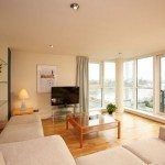 Luxury Thames View Apartments London available now! Book Cheap Serviced Accommodation with Free Wifi, Parking and Gym Facility! Book Now at 0208 6913920