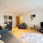 Luxury Thames View Apartments London available now! Book Cheap Serviced Accommodation with Free Wifi, Parking and Gym Facility! Book Now at 0208 6913920