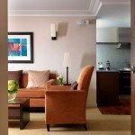 Luxury Accommodation Chelsea - Phoenix House Serviced Apartments Central London. Luxury self-catering accommodation London with aircon, free Wifi, 24h reception, Sky TV. | Urban Stay