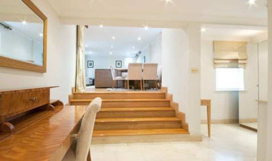 Living Room Chesham-Court-Serviced-Apartments-Knightsbridge,-London-|-Urban-Stay