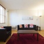Luxury Serviced Accommodation Tower Hill | Stunning Short Let Apartments | Free Wifi | Flat Screen TV | |0208 6913920| Urban Stay