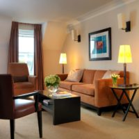 Luxury Accommodation Chelsea - Phoenix House Serviced Apartments Central London. Luxury self-catering accommodation London with aircon, free Wifi, 24h reception, Sky TV. | Urban Stay