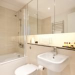 London City Apartments Liverpool Street - Urban Stay corporate accommodation - Bathroom