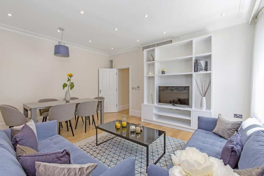 Knightsbridge Accommodation London – Luxury Short Lets | Urban Stay Luxury-Knightsbridge-Accommodation-London-Near-Harrods,-Hyde-Park,-Buckingham-Palace-Chesham-Court-Serviced-Apartments-Urban-Stay-14