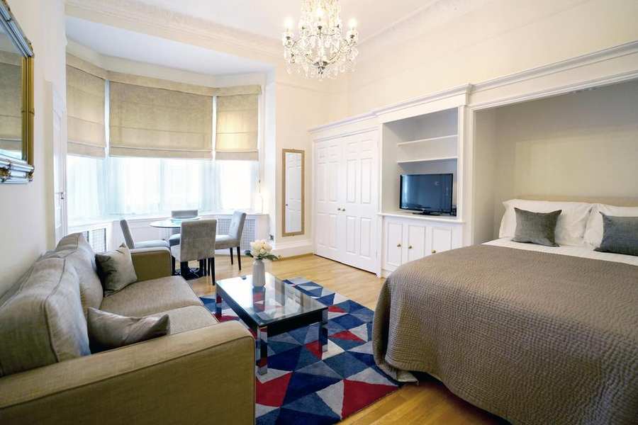 Knightsbridge Accommodation London – Luxury Short Lets | Urban Stay Luxury-Knightsbridge-Accommodation-London-Near-Harrods,-Hyde-Park,-Buckingham-Palace-Chesham-Court-Serviced-Apartments-Urban-Stay-4