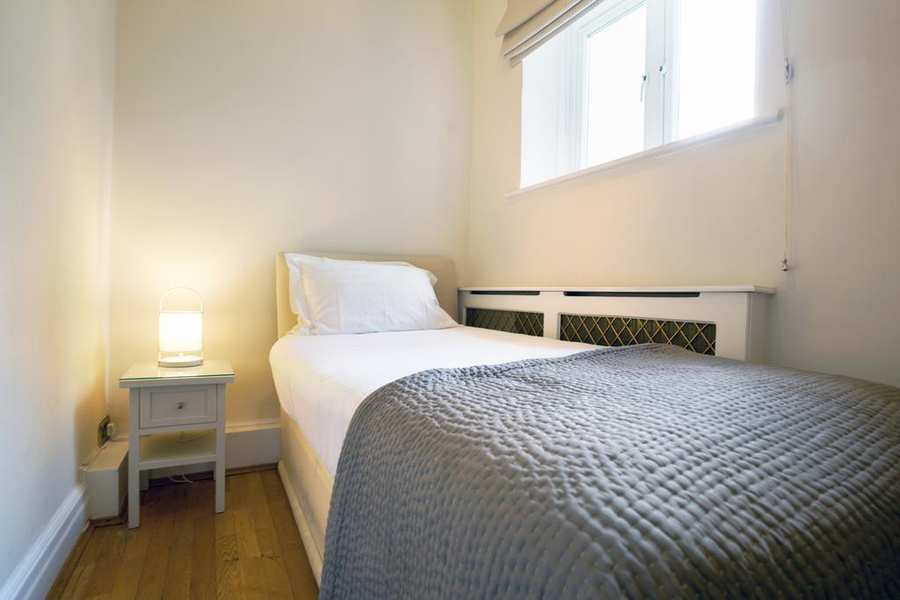Luxury Knightsbridge Accommodation London Near Harrods, Hyde Park, Buckingham Palace Chesham Court Serviced Apartments Urban Stay 9 Luxury-Knightsbridge-Accommodation-London-Near-Harrods,-Hyde-Park,-Buckingham-Palace-Chesham-Court-Serviced-Apartments-Urban-Stay-9