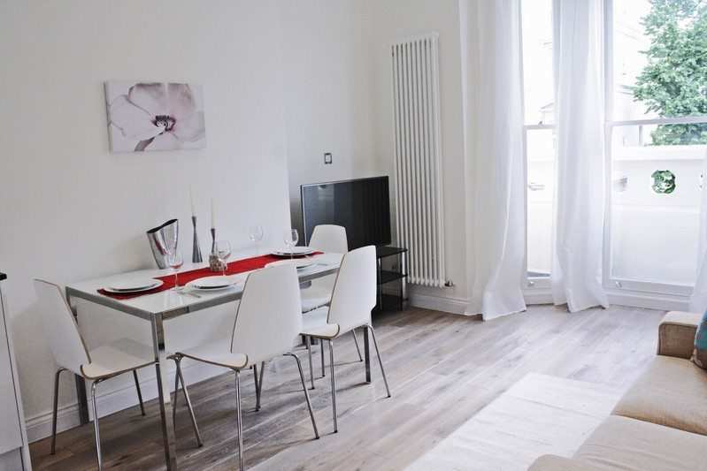 Notting Hill Apartments – London Serviced Accommodation | Urban Stay Notting-Hill-Apartments---Short-Term-Corporate-Accommodation-London-Urban-Stay---Dining-Area-311