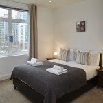 Vauxhall Serviced Apartments South London Urban Stay - Bright Bedroom