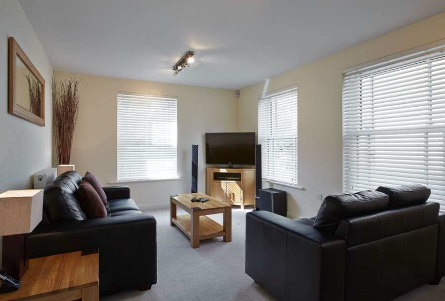 Trinity Court Apartments Serviced Apartments - Windsor | Urban Stay