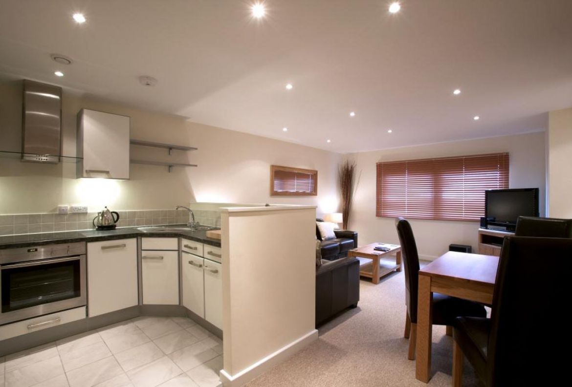 The Quadrant Apartments Serviced Apartments - Swindon | Urban Stay