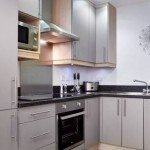 Discover the comfort and convenience of Central House Apartments in Camberley Serviced Apartments. Explore nearby attractions. | Urban Stay