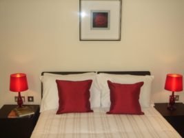 Stay at Lanterns Court Serviced Apartments in Canary Wharf for modern, stylish short lets with top amenities, perfect for business travellers. | Urban Stay