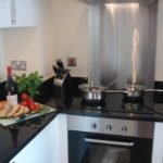 Stay at Lanterns Court Serviced Apartments in Canary Wharf for modern, stylish short lets with top amenities, perfect for business travellers. | Urban Stay