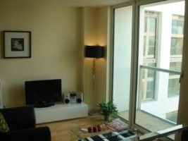 Stay at Lanterns Court Serviced Apartments in Canary Wharf for modern, stylish short lets with top amenities, perfect for business travellers. | Urban Stay