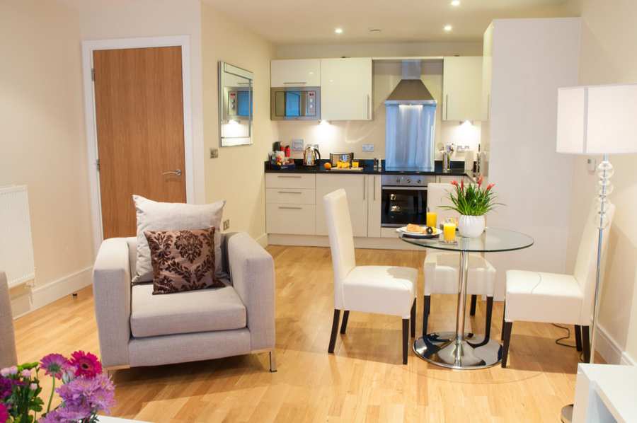 Lanterns Court Serviced Apartments Canary Wharf | Urban Stay Stay-at-Lanterns-Court-Serviced-Apartments-in-Canary-Wharf-for-modern,-stylish-short-lets-with-top-amenities,-perfect-for-business-travellers.-|-Urban-Stay