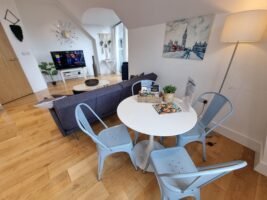 Book our Shard View Serviced Apartments in London with Unrivalled View Of The Shard, lift access and Full Furnished with All Bills Included! Urban Stay