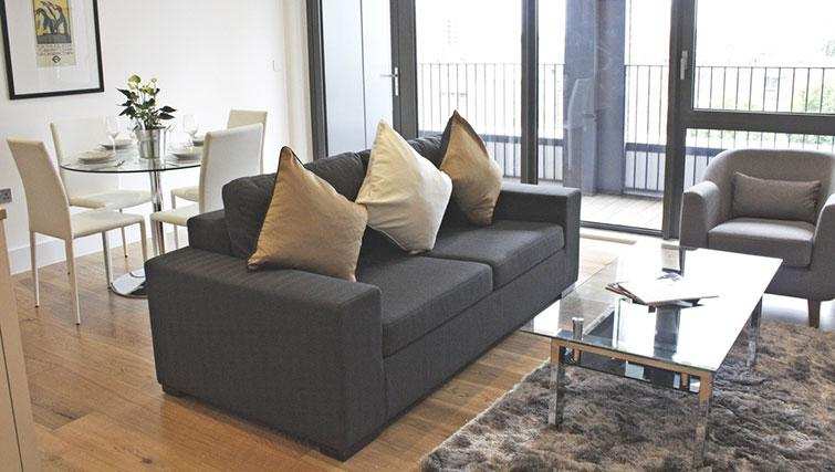 Portobello Road Serviced Apartments Notting Hill London | Urban Stay Portobello-Road-Serviced-Apartments---Notting-Hill-London---Living-Room