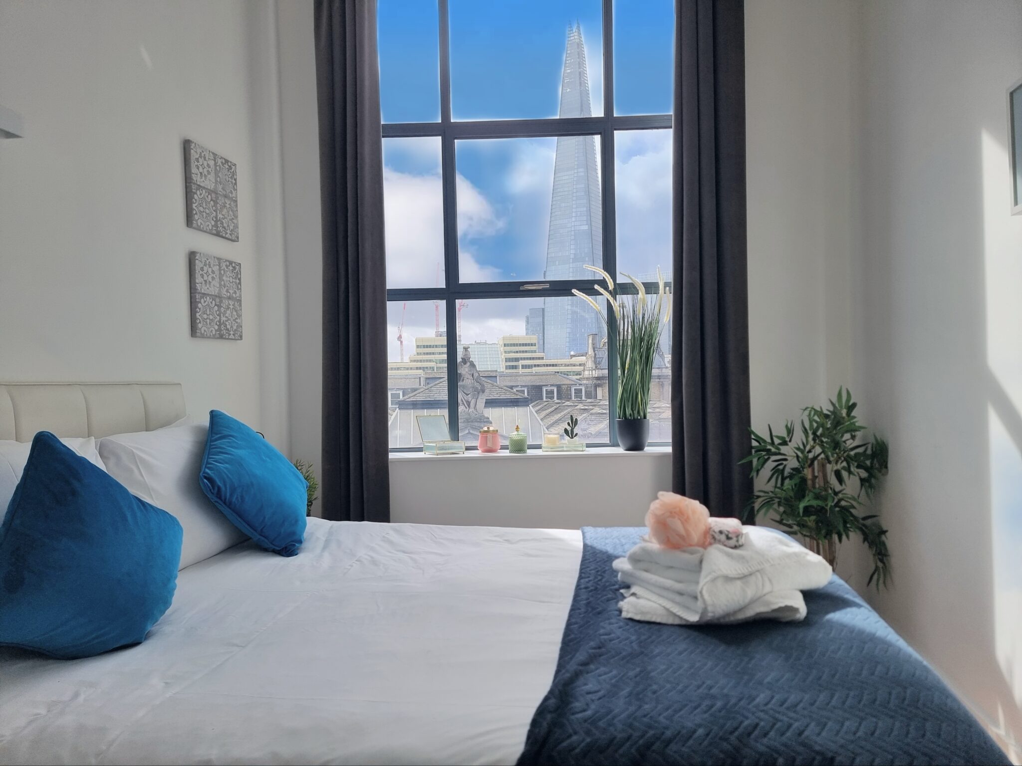 Book our Shard View Serviced Apartments in London with Unrivalled View Of The Shard, lift access and Full Furnished with All Bills Included! Urban Stay