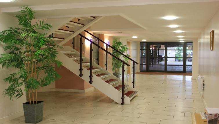 Anchor Court Serviced Apartments Basingstoke UK | Urban Stay Anchor-Court-Serviced-Apartments-Basingstoke-UK-|-Urban-Stay---StaircaseAnchor-Court-Serviced-Apartments-Basingstoke-UK-|-Urban-Stay---Staircase