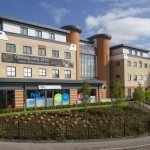 Bracknell Serviced Apartments - Beneficial House Corporate Accommodation - building exterior | Urban Stay