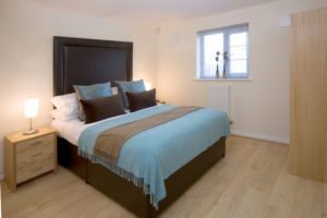 Cliddesden Place Short Stay Apartments Basingstoke UK Double Bedroom