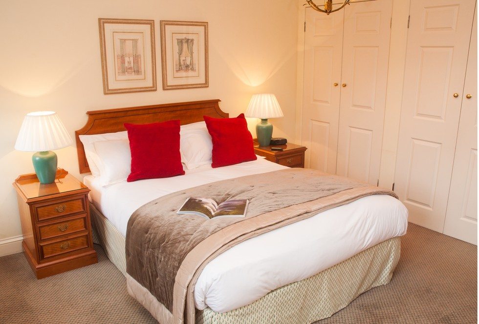 Serviced Apartments Staines upon Thames Wraysbury Hall Apartments