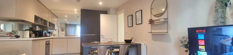 Serviced Accommodation Greenwich, South London | Urban Stay Serviced Accommodation Greenwich London with all bills included. This Serviced Apartment in South London has Lift Access, Balcony, Gym & Pool | Urban Stay