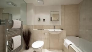 Gowring House Short Stay Accommodation Bracknell UK - Urban Stay - bathroom