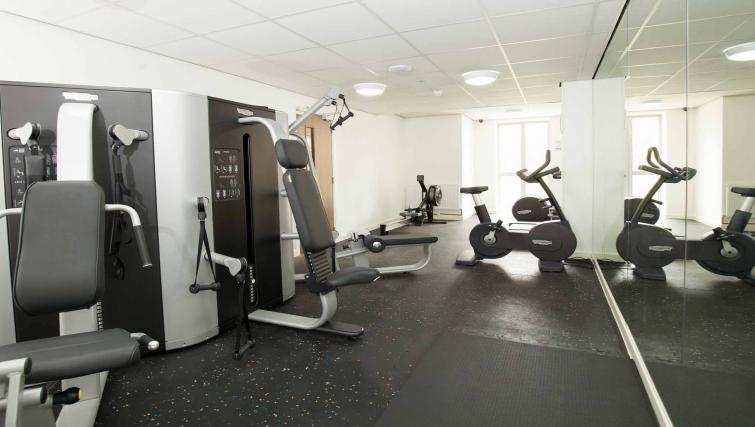 Park House Luton Serviced Apartments UK | Urban Stay Park-House-Luton-Serviced-Apartments-UK---Urban-Stay-corporate-accommodation---fitness-studio