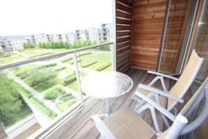 Vizion Short Stay Apartments Milton Keynes UK - Urban Stay corporate accommodation - balcony 3