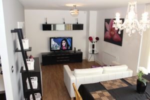 Vizion Short Stay Apartments Milton Keynes UK - Urban Stay corporate accommodation - living room